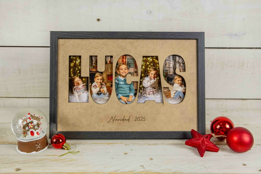 Cuadro personalizado de Navidad con nombre y fotos