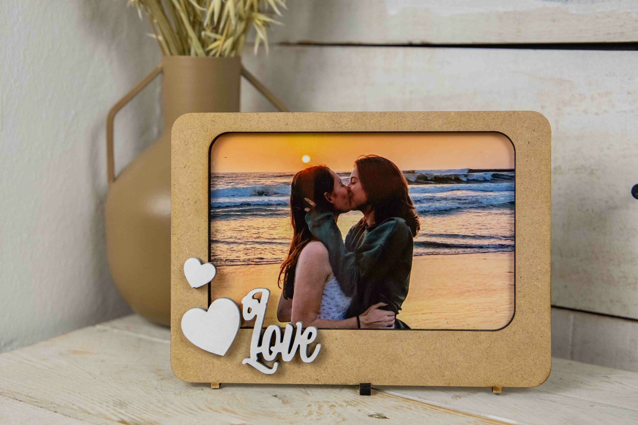 Marco Personalizado de Madera «Love» | Marco Romántico con Foto 10×15