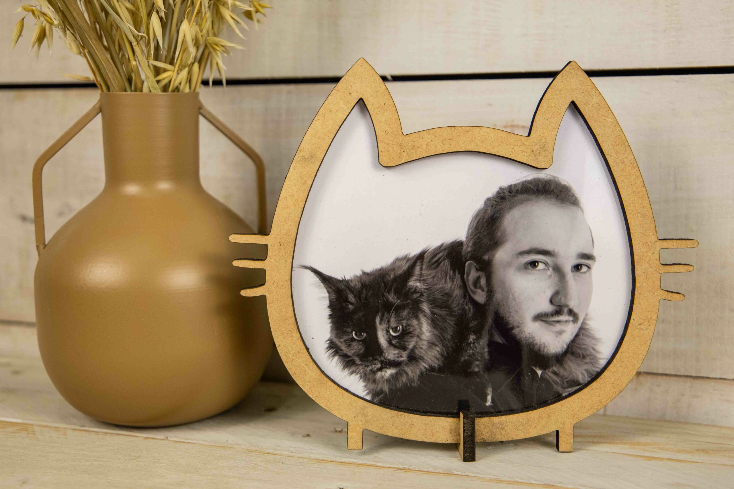 Marco Personalizado Cabeza pequeña de Gato en Madera con Foto – Decoración Artesanal Mascotas